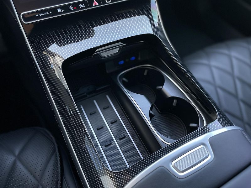 Mercedes-Benz Třídy S (2024) 580 L 4Matic AMG - fotka 34 z 34