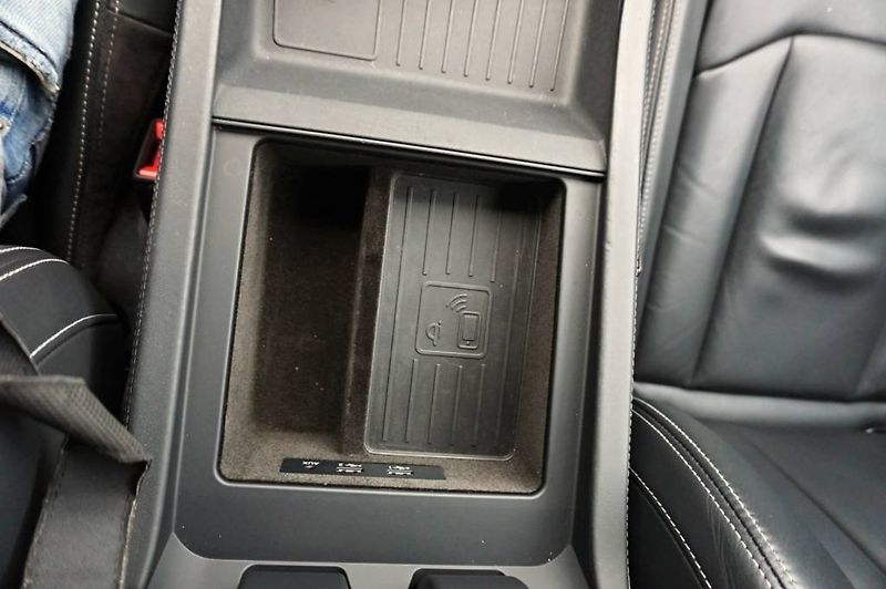 Audi Q7 (2016) S-LINE 3,0 TDI 200 kW - fotka 35 z 55