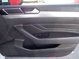 Volkswagen Passat 2.0 TDI DSG Elegance 110 kW - náhled 28