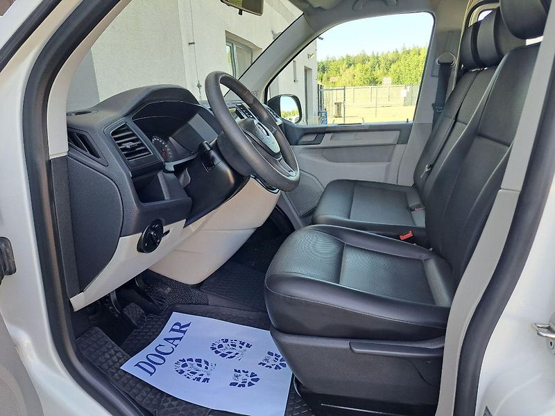Volkswagen Transporter (2018) 2.0 TSI, 110kW, 6 míst, ZÁRUKA - fotka 13 z 27