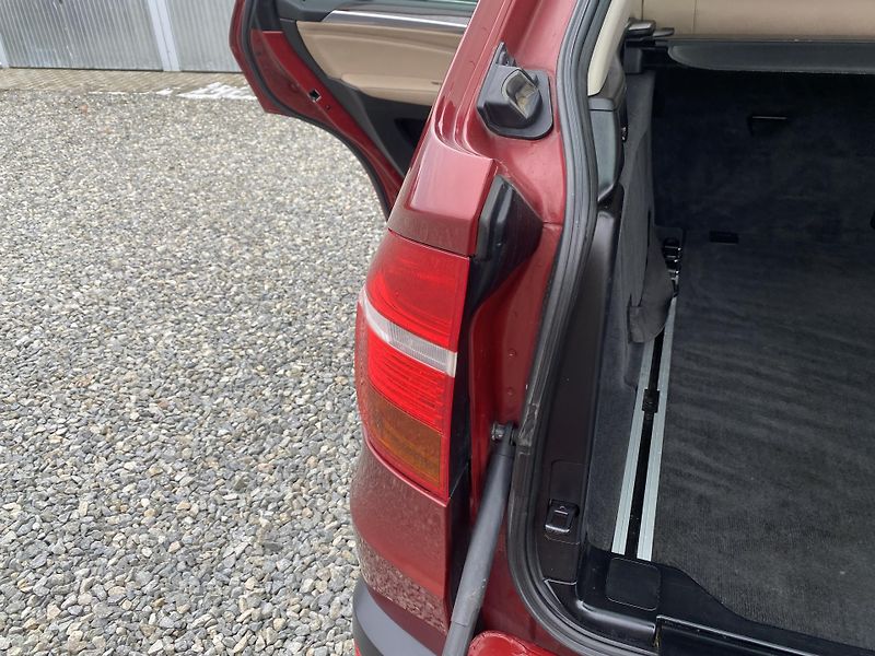 BMW X5 3.0TDi 4x4 235PS CZ TOP STAV!! - fotka 119 z 169