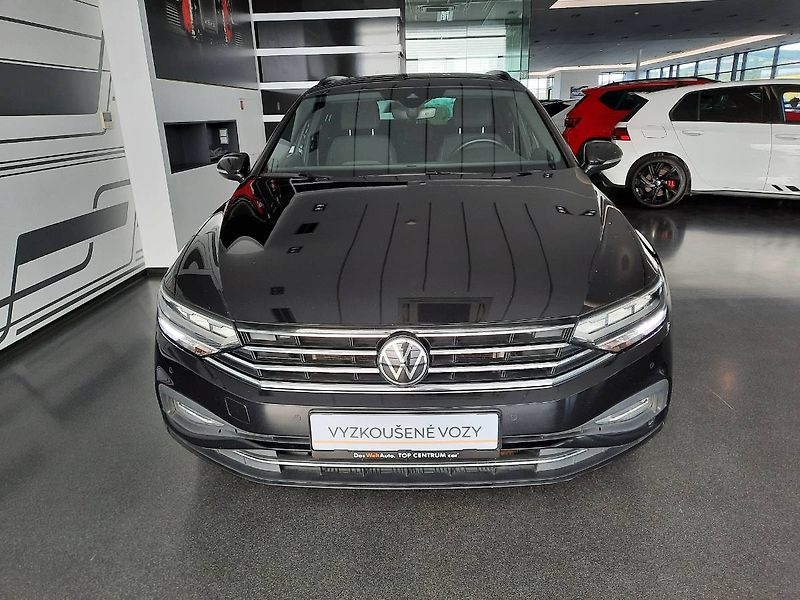 Volkswagen Passat Variant (2023) 2.0 TDI (110kW/150k) DSG, Busi - fotka 4 z 27