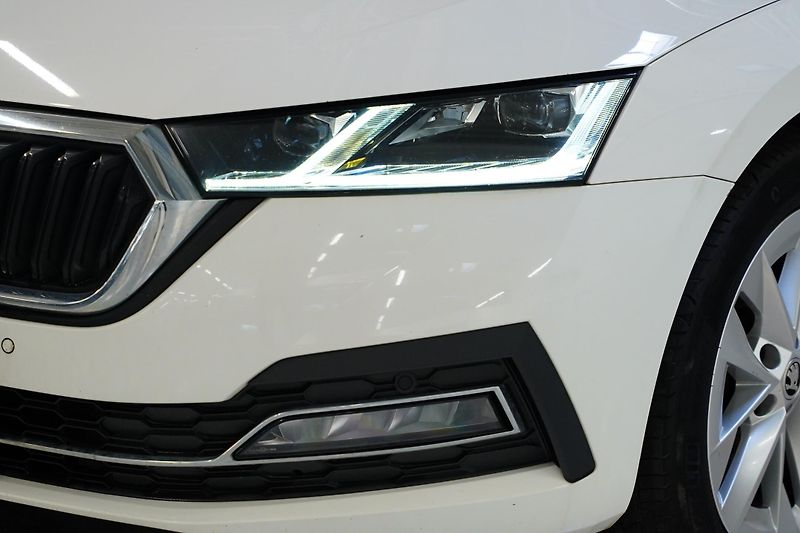 Škoda Octavia - fotka 9 z 29