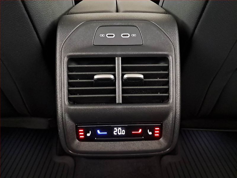Škoda Superb (2024) 2.0 TDI - fotka 20 z 22
