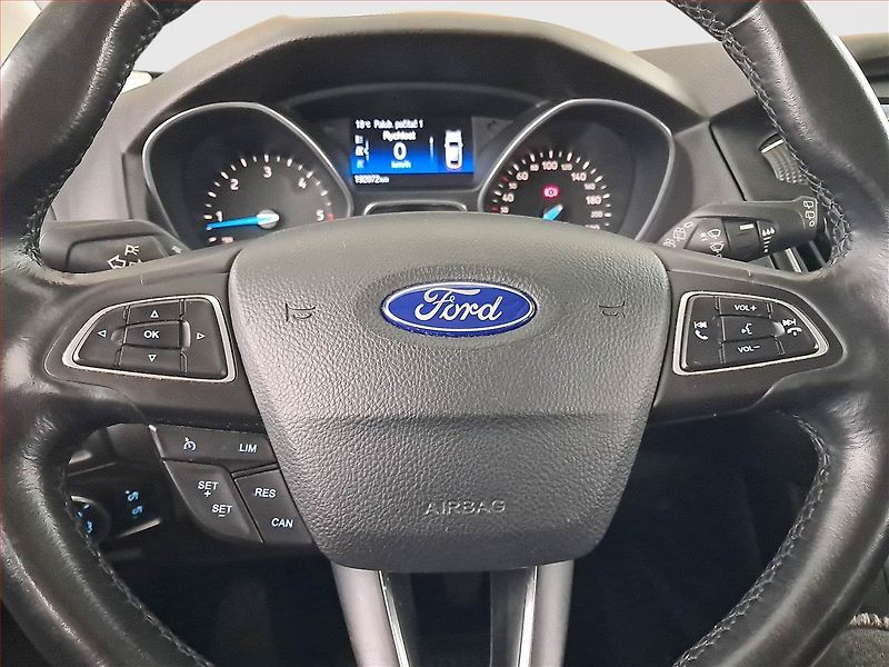 Ford Focus (2015) 1.5 TDCi, Navi, Tempomat - fotka 18 z 19