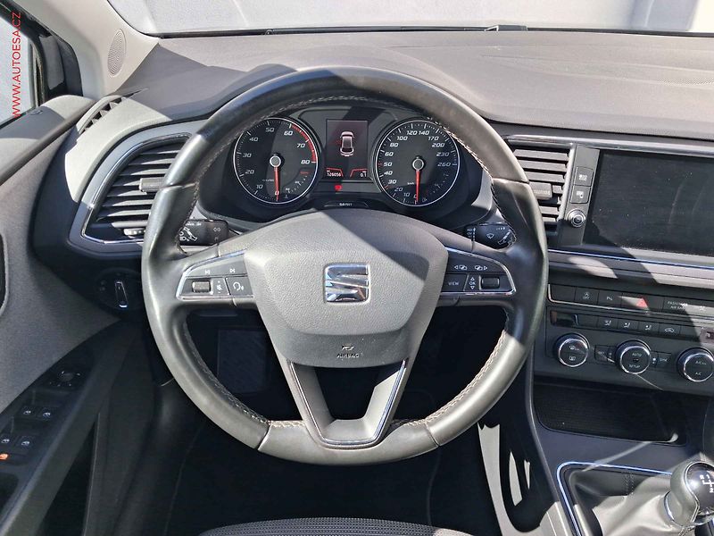 Seat Leon (2020) 1.0 TSi, Style, LED - fotka 11 z 16