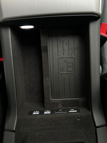 Audi A6 45TFSI 180kW Quattro S-Line TZ - fotka 14 z 33
