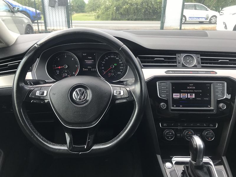 Volkswagen Passat 2.0 TDI 110 ,DSG,ČR.DPH.. - fotka 14 z 21