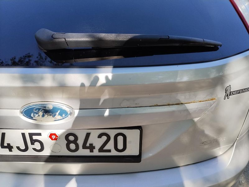 Ford Focus (2008) s bohatým příslušenstvím - fotka 10 z 13