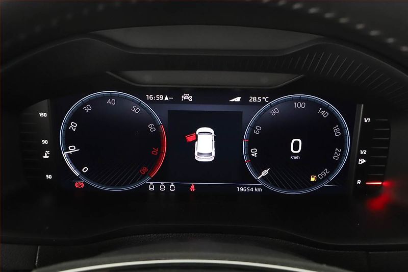 Škoda Karoq (2023) Style 1.5 TSI - fotka 9 z 14