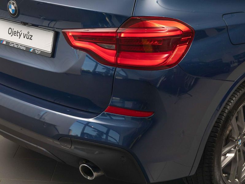 BMW X3 xDrive30d - fotka 9 z 22
