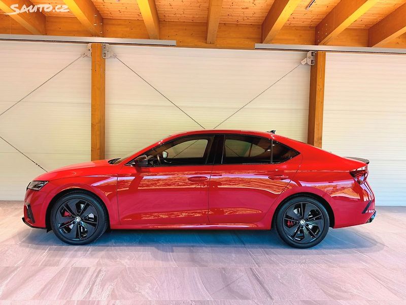 Škoda Octavia 2.0 TSi 180 Kw DSG RS - fotka 4 z 30