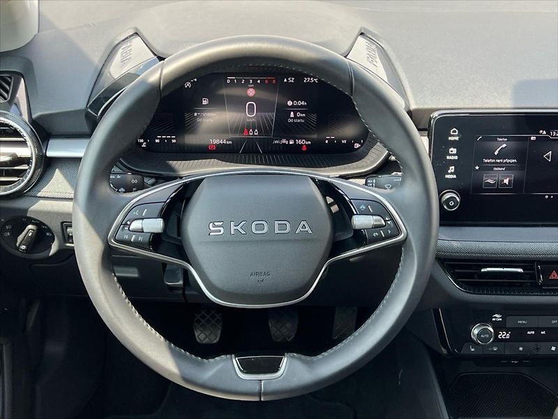 Škoda Fabia 1,0 TSi 70kW SELECTION  IV. - fotka 15 z 24