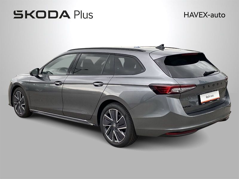 Škoda Superb (2025) Combi 2.0 TDI 4x4 DSG Sportlin - fotka 36 z 39