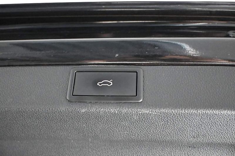 Škoda Octavia (2023) 2.0 LED TOUR Virtual TDI - fotka 23 z 31
