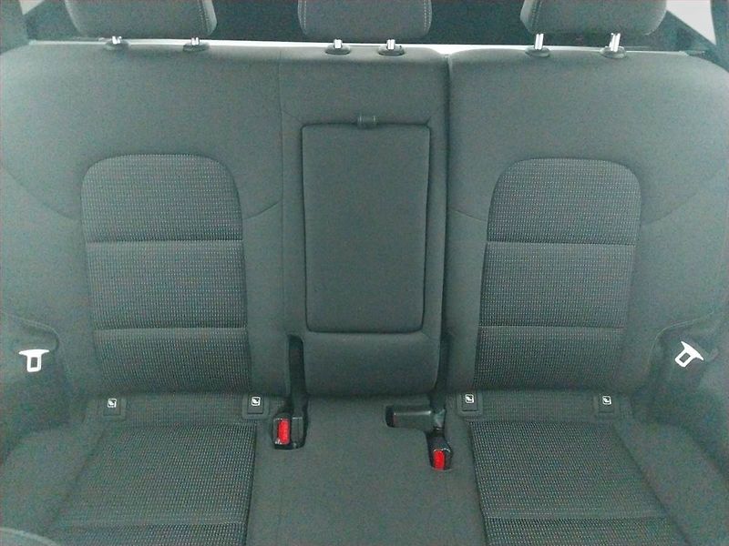 Kia Sportage (2018) 1.6 GDI, Serv.kniha, Xenony - fotka 10 z 19