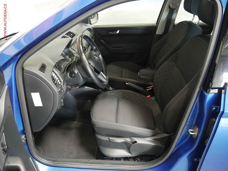 Škoda Fabia (2017) 1.0 TSI, ČR, Style, DSG - fotka 9 z 18