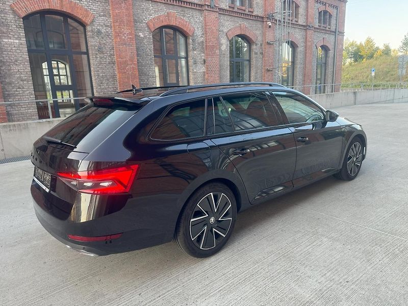 Škoda Superb (2024) Sportline 2,0 TDI 110 KW AUT - fotka 4 z 28