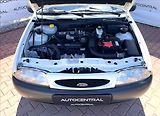 Ford Fiesta 1,3 i,STK 8/27 - náhled 8