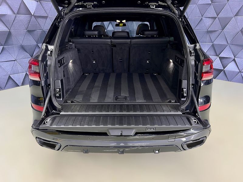BMW X5 M50i 457KW COMPETITION, VZDUCH - fotka 30 z 31