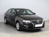 Volkswagen Passat (2007) 2.0 TDI, 4X4, nová STK - náhled 1