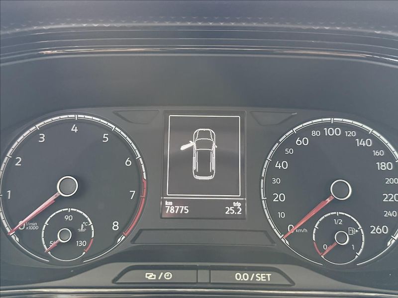 Volkswagen T-Cross 1,0   TSI 70kW,LIFE,SERVISKA - fotka 12 z 23