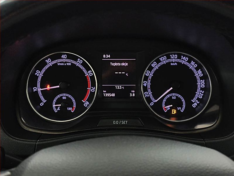 Škoda Fabia (2020) 1.0 TSI, Tempomat - fotka 11 z 15