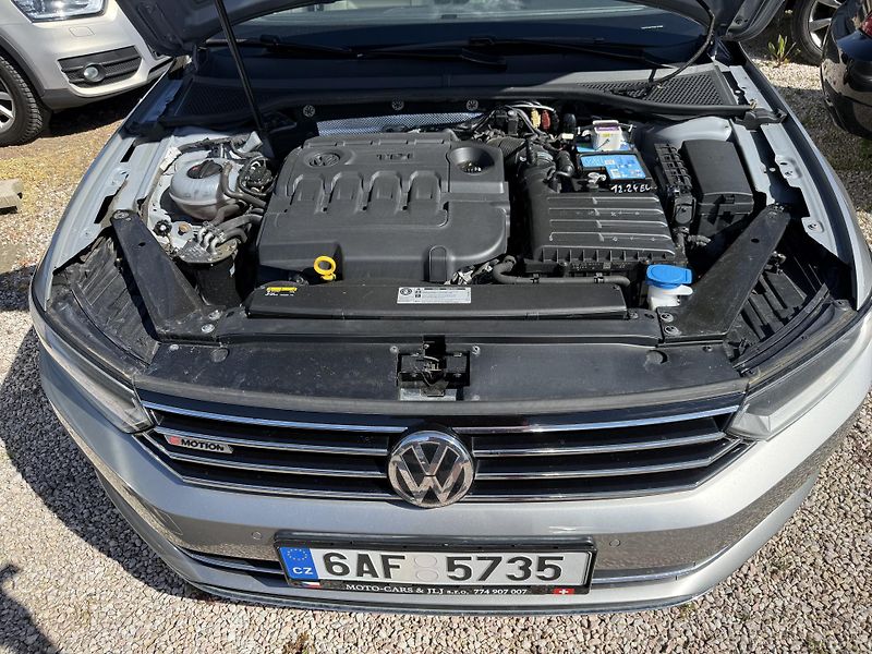 Volkswagen Passat (2017) 2.0 tdi 110kw Top!!! - fotka 37 z 40