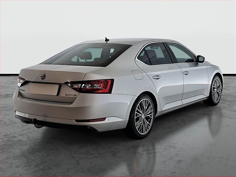 Škoda Superb (2015) Style 2.0 TDI, Kůže, Navi - fotka 5 z 19