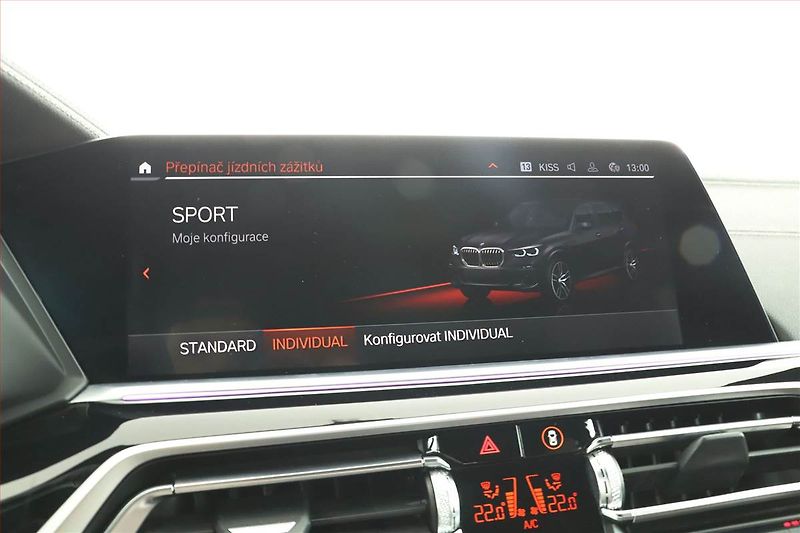 BMW X5 (2022) xDrive30d - fotka 14 z 20