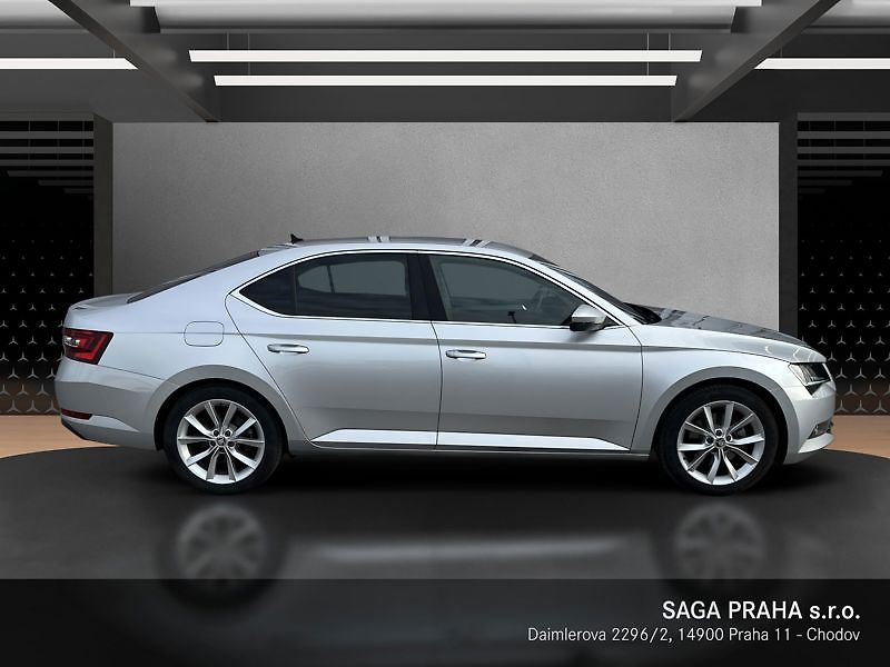 Škoda Superb 2.0 TDI Style - fotka 3 z 18