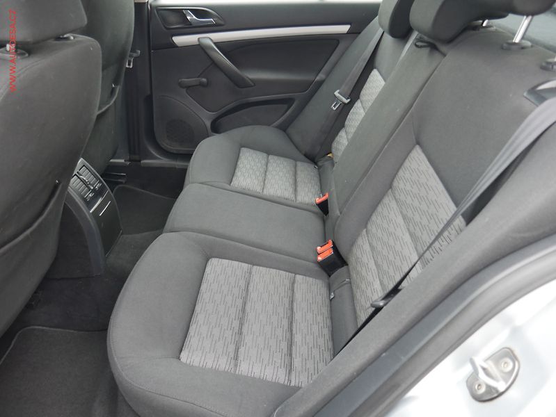 Škoda Octavia (2010) 1.2 TSi, Ambiente, TZ - fotka 10 z 19
