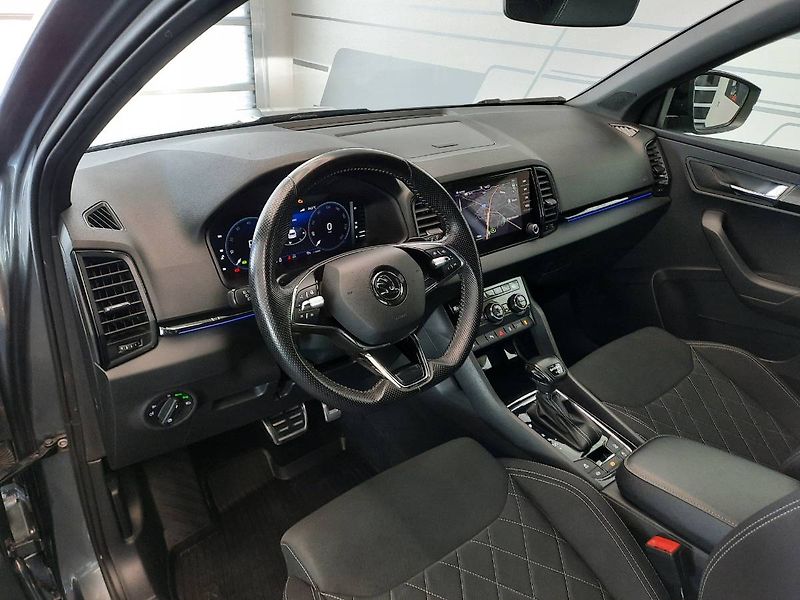Škoda Karoq (2023) Sportline 2.0 TDI 4x4 (110kW/1 - fotka 6 z 30