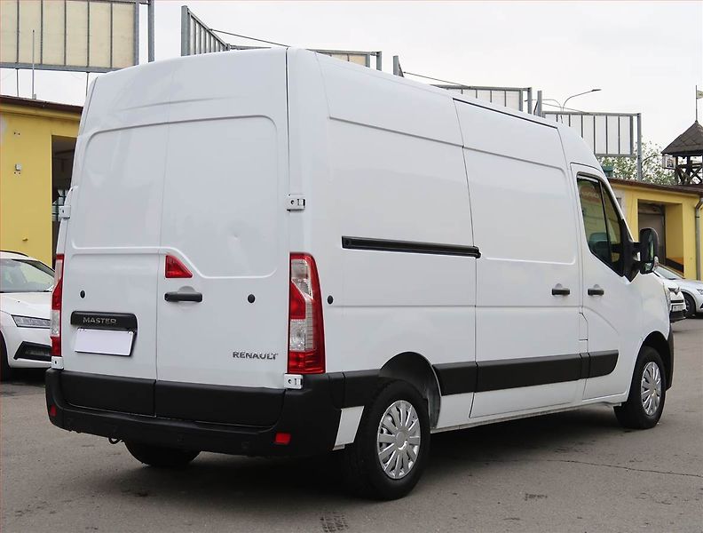 Renault Master (2021) 2.3 dCi 135, L2H2, 1.0t, 1Maj - fotka 5 z 18