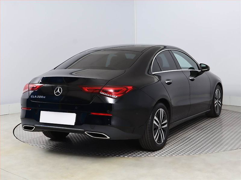 Mercedes-Benz CLA (2022) 200 d - fotka 5 z 20