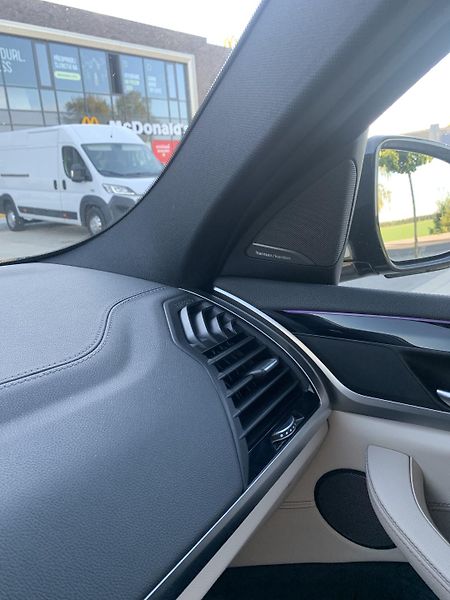 BMW X4 (2018) M40i - fotka 9 z 17