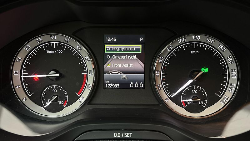Škoda Karoq 2.0 TDI DSG 4x4 Style - fotka 10 z 26