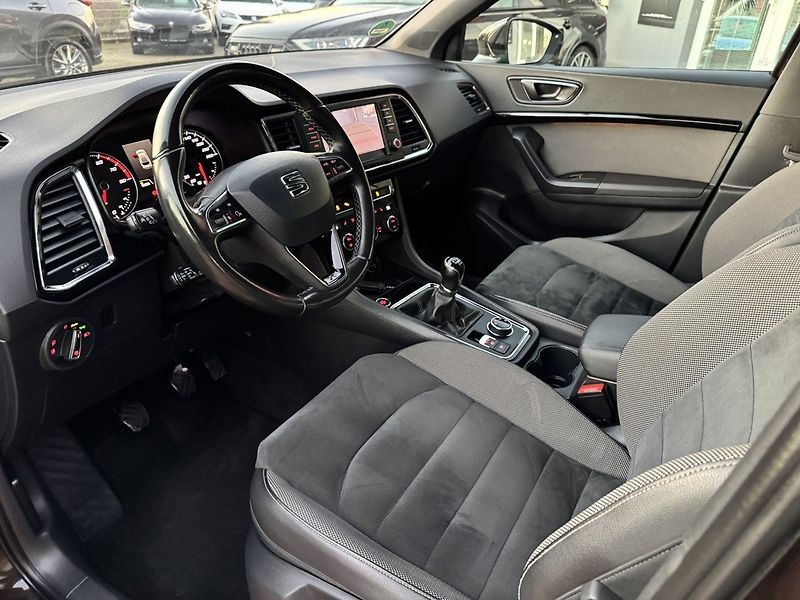 Seat Ateca (2018) 1.4TSi LED Navi Kamera ACC - fotka 27 z 50
