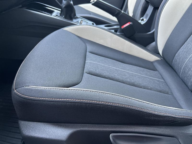 Škoda Kamiq 1.0TSi 85kw Style Plus Extra - fotka 11 z 47