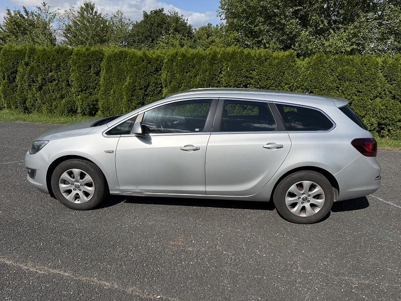Opel Astra (2016) - fotka 5 z 14
