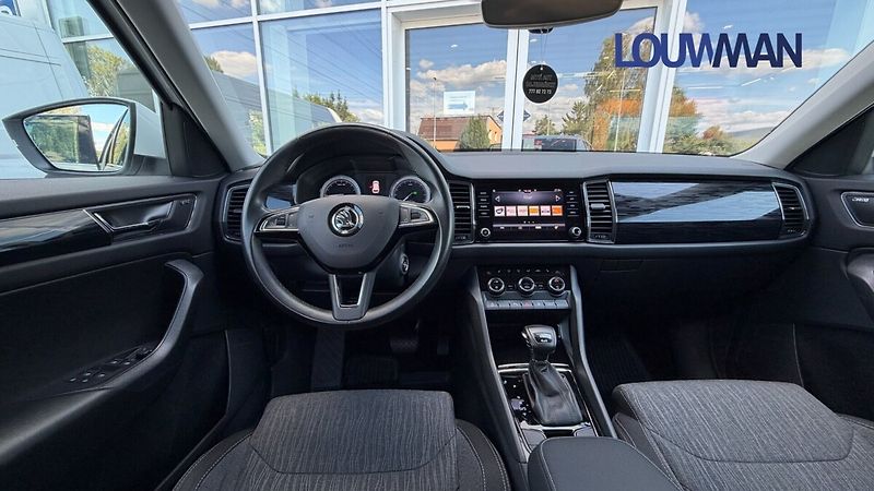 Škoda Kodiaq 2,0 DSG STYLE PLUS AWD - fotka 5 z 32