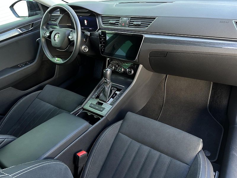 Škoda Superb Combi Style+ 2.0TDi 150PS DSG - fotka 42 z 47
