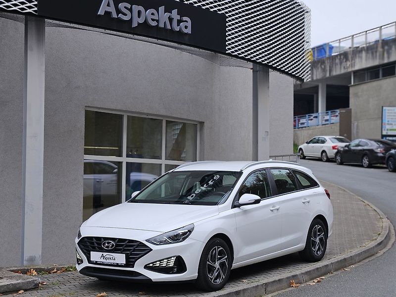 Hyundai i30 1,5i, Comfort 16, 1.majitel - fotografie inzerátu
