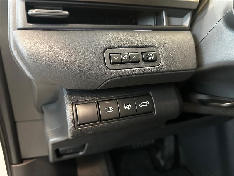Toyota bZ4X Executive - fotka 12 z 15
