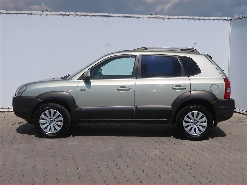Hyundai Tucson (2004) 2.0 i, LPG, 4X4, po STK - fotka 3 z 13