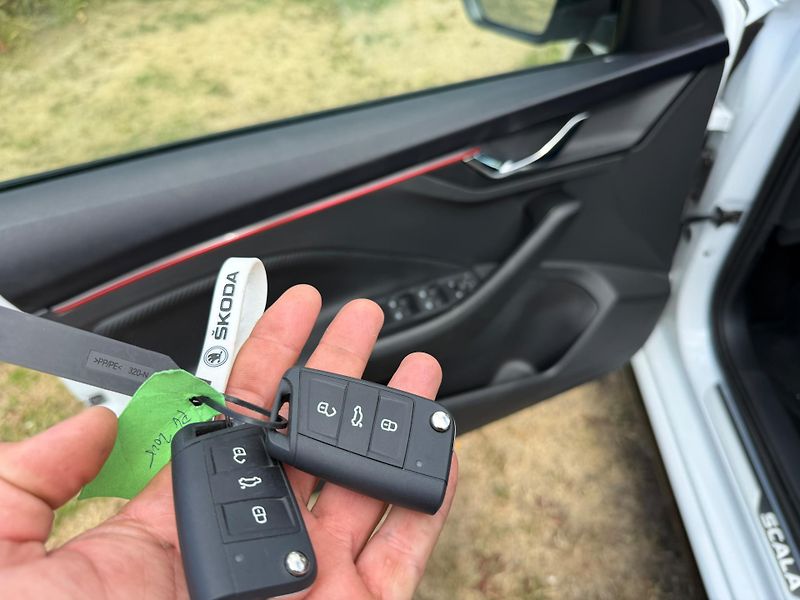Škoda Scala 1.0 TSI, 85 kW, MONTE CARLO - fotka 16 z 16