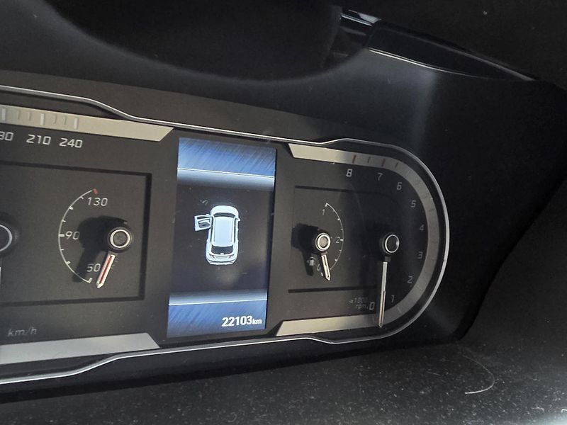 Hyundai Tucson 1.6-1.MAJITEL-V ZÁRUCE-TAŽNÉ - fotka 12 z 14