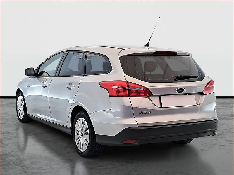Ford Focus (2015) 1.5 TDCi, Serv.kniha, Tempomat - fotka 4 z 15