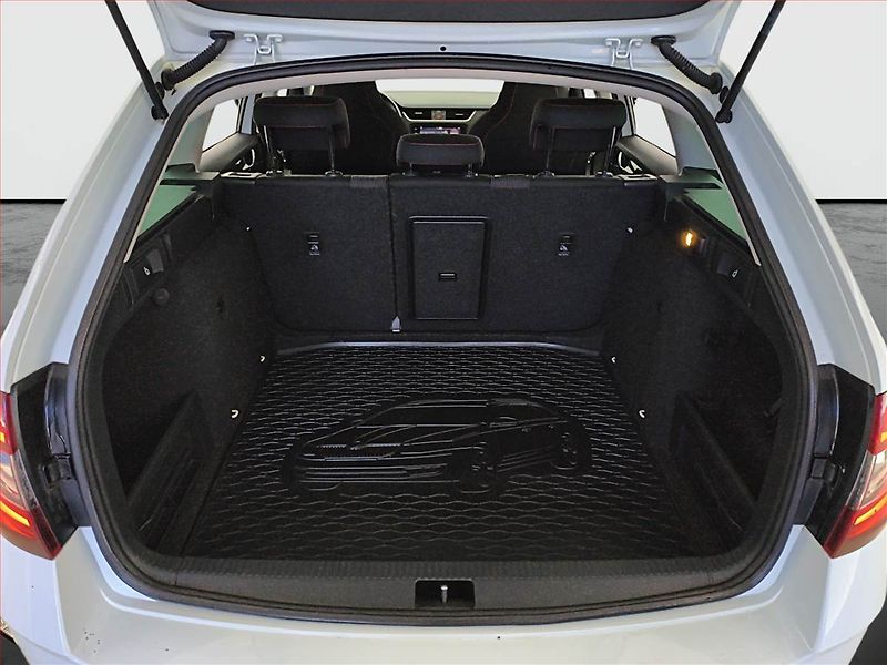 Škoda Octavia (2019) Style 2.0 TDI, Automat, Navi - fotka 13 z 16