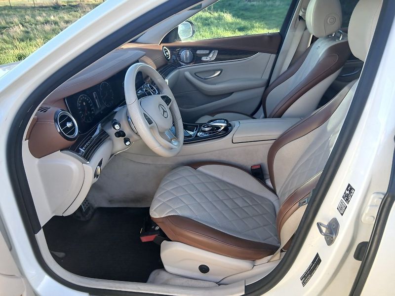Mercedes-Benz Třídy E 350d All Terrain 190kW Designo - fotka 9 z 20